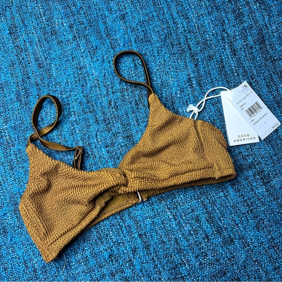 Good American Crinkle Always Fits Twist Bikini Top in Bronze Brown - Picture 2 of 9
